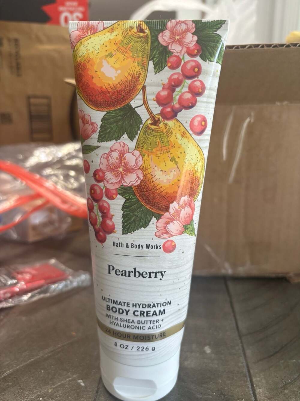Bath & Body Works Pearberry Ultimate Hydration Body Cream 8 oz